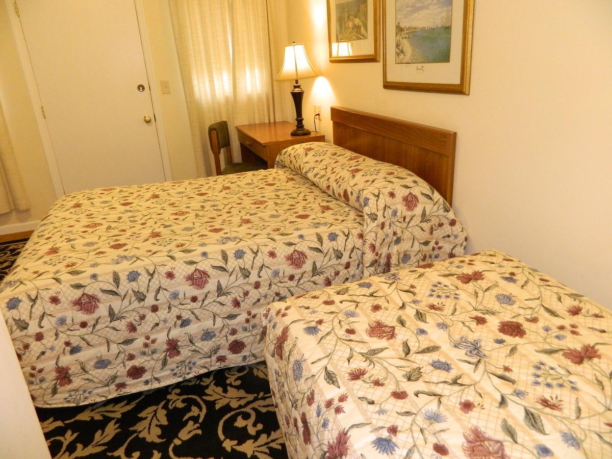 Twin Oaks Motel Manasquan Dış mekan fotoğraf
