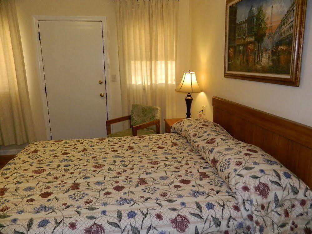Twin Oaks Motel Manasquan Dış mekan fotoğraf